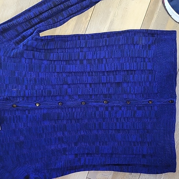 Cable and gauge, large, blue, and black cardigan - Picture 3 of 5